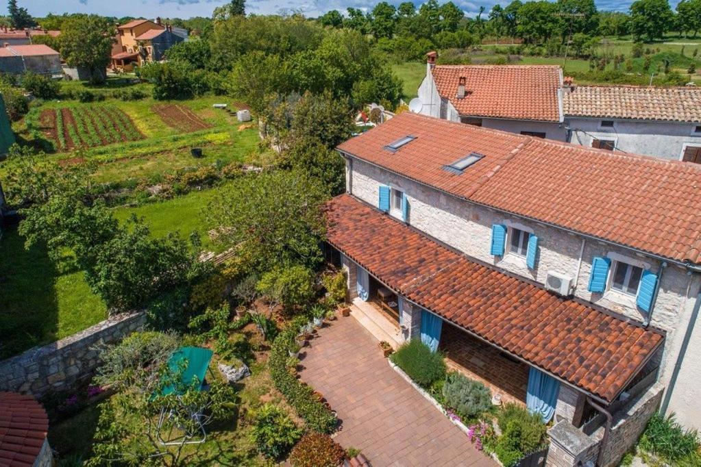 Villa Kazun With Private Pool And Two Gardens Marcana ภายนอก รูปภาพ